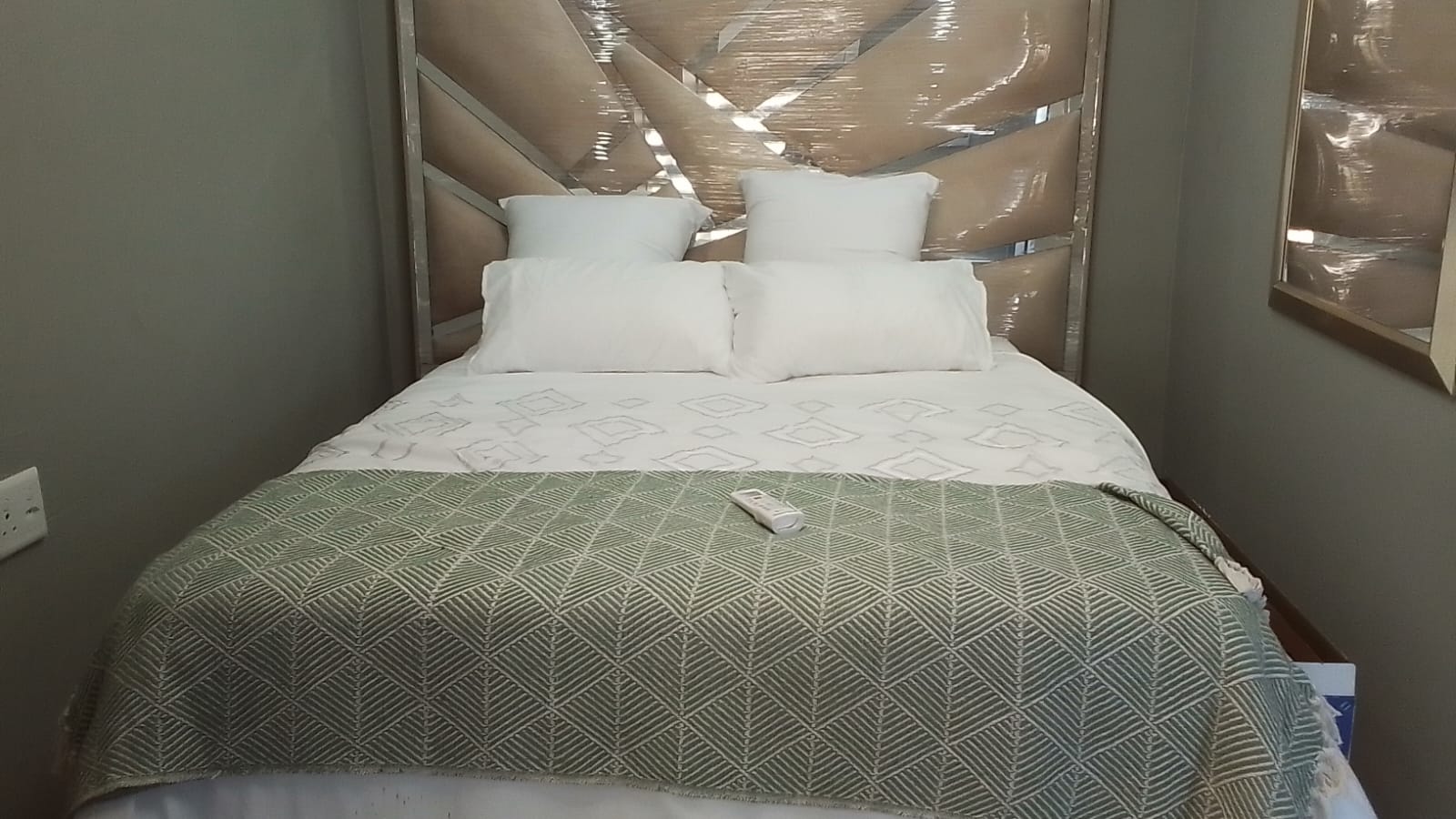 Room Image 1